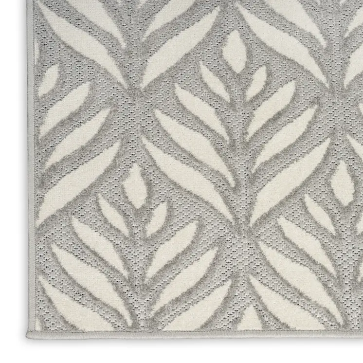 4' X 6' Grey Floral Stain Resistant Non Skid Area Rug