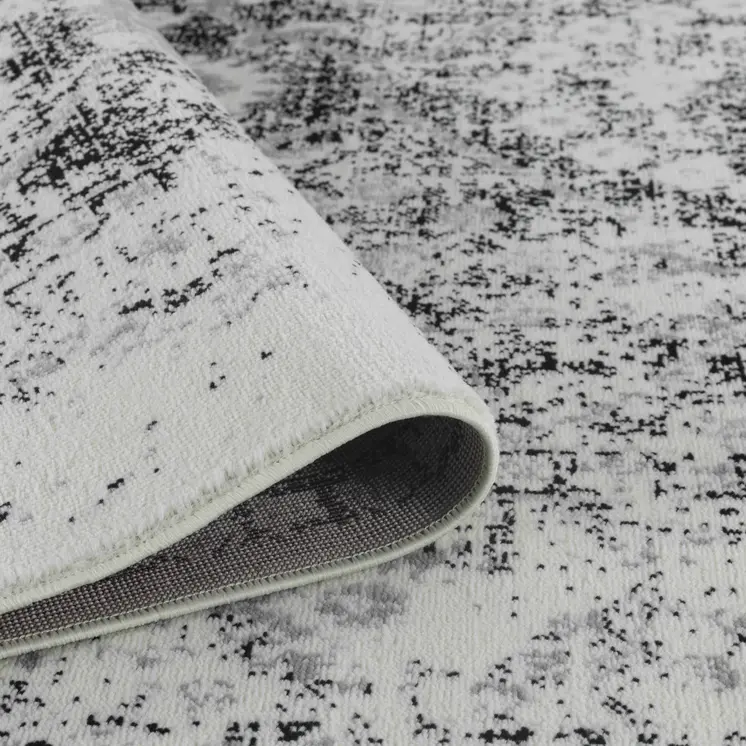 5' X 8' Black Oriental Area Rug
