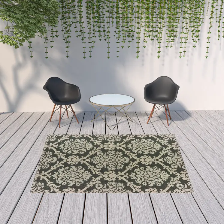 7' X 9' Gray Floral Stain Resistant Indoor Outdoor Area Rug