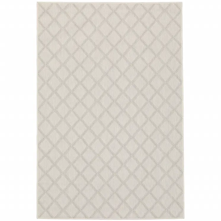 7' X 9' Gray and Ivory Geometric Stain Resistant Indoor Outdoor Area Rug