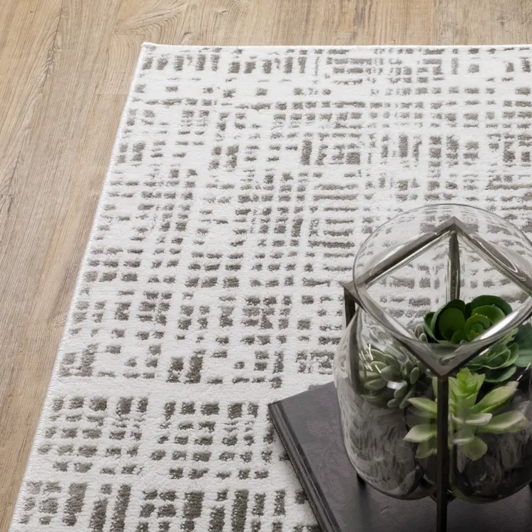 7' X 10' White And Gray Abstract Distressed Area Rug