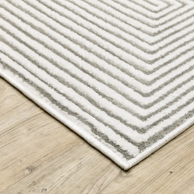 7' X 10' Gray And White Geometric Distressed Area Rug