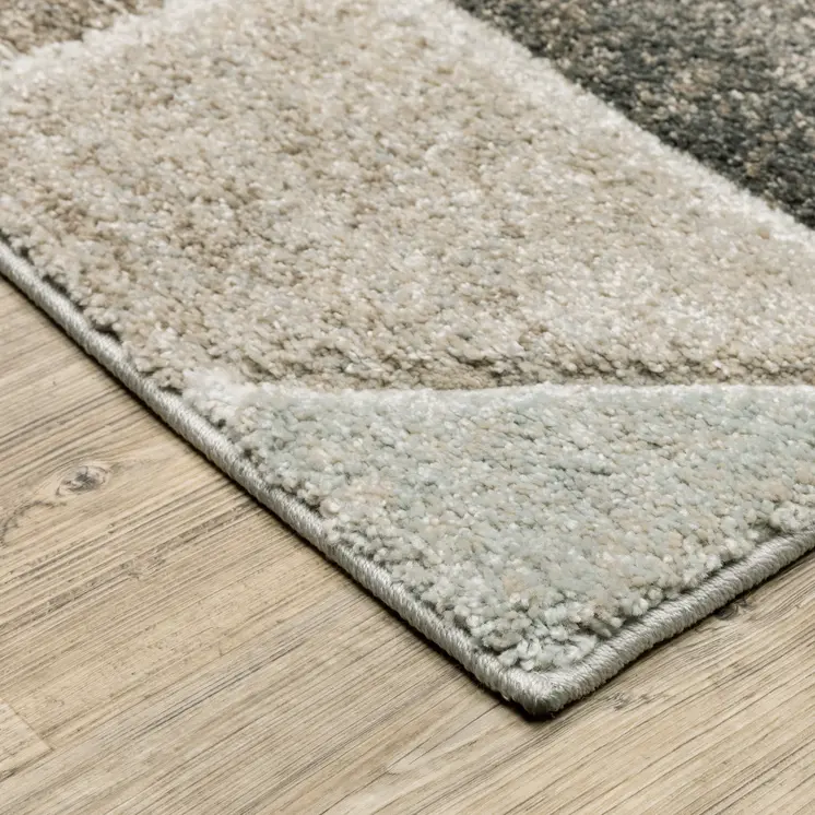 8' X 11' Gray And Ivory Geometric Area Rug