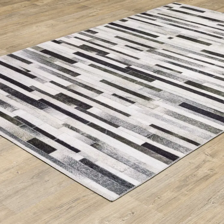 8' X 10' Gray And Charcoal Geometric Area Rug