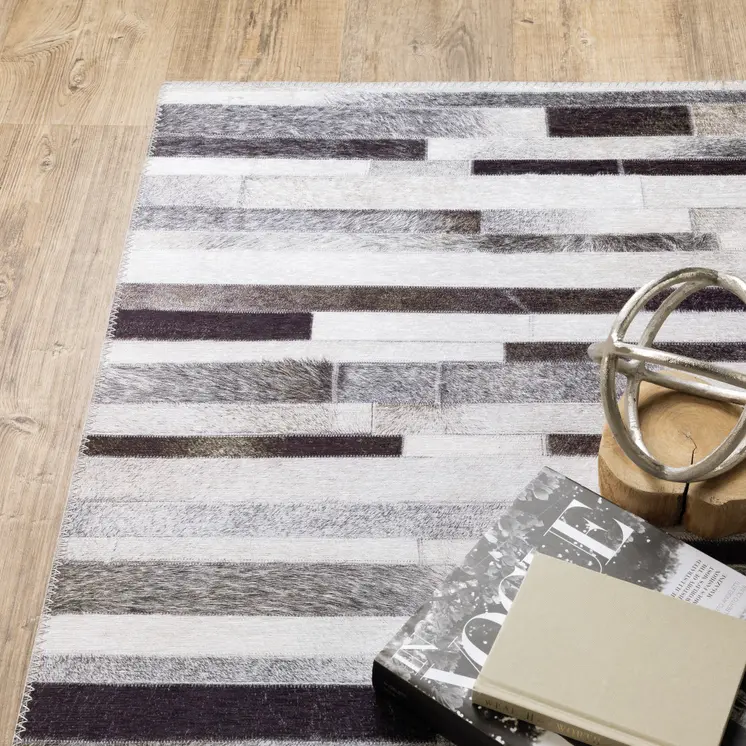 9' X 12' Gray And Charcoal Geometric Area Rug
