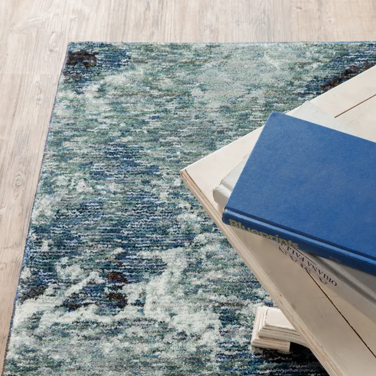 7' X 10' Gray Abstract Power Loom Area Rug