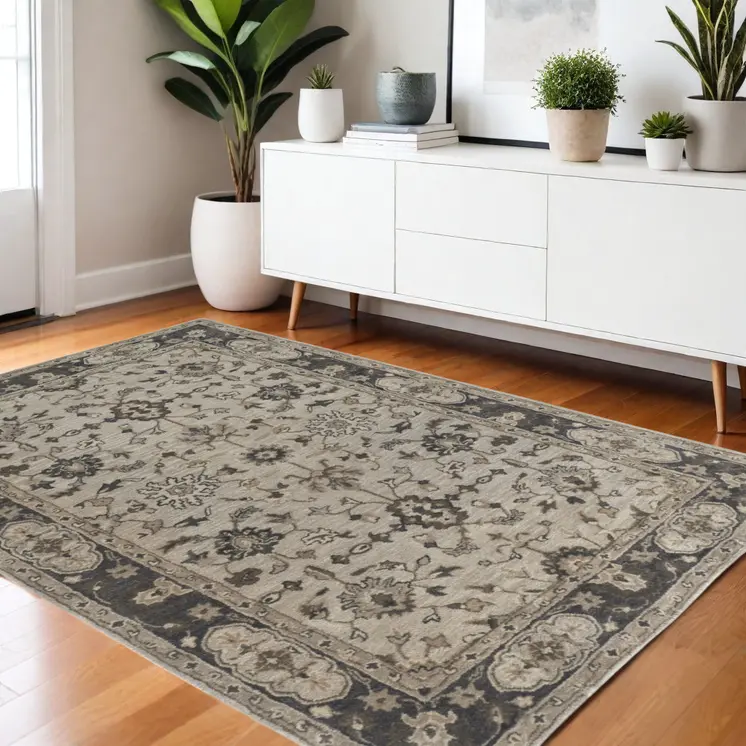 4' X 6' Gray and Ivory Wool Floral Hand Tufted Area Rug