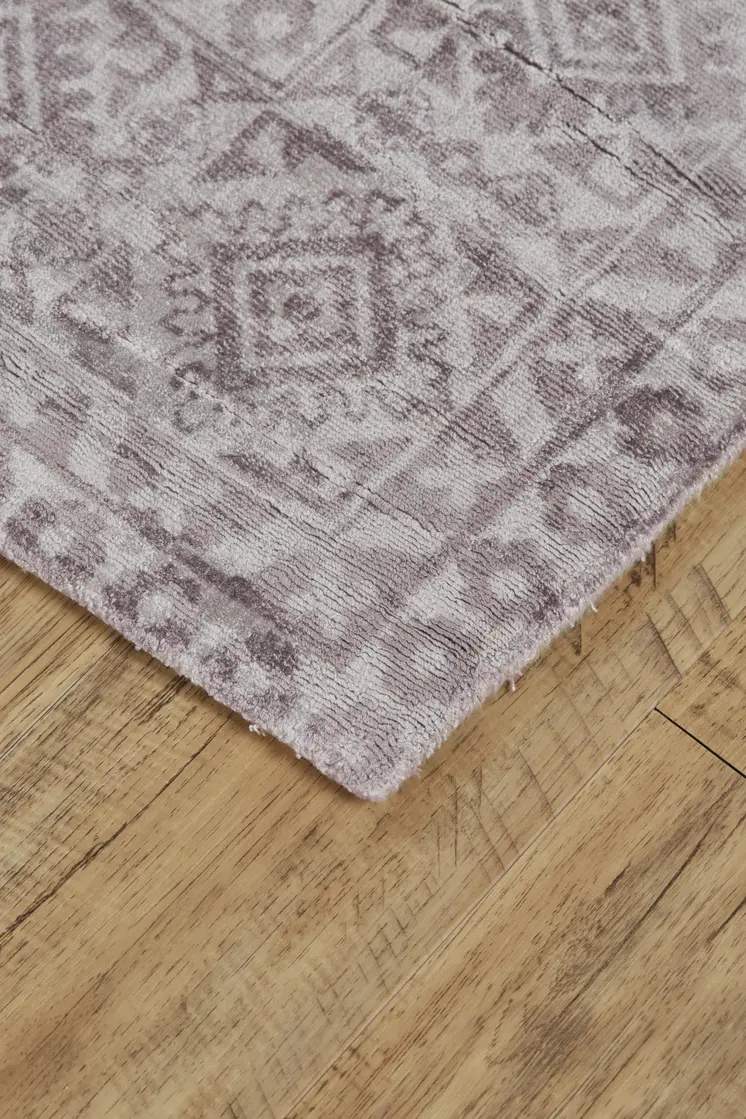 5' X 8' Gray Abstract Hand Woven Area Rug