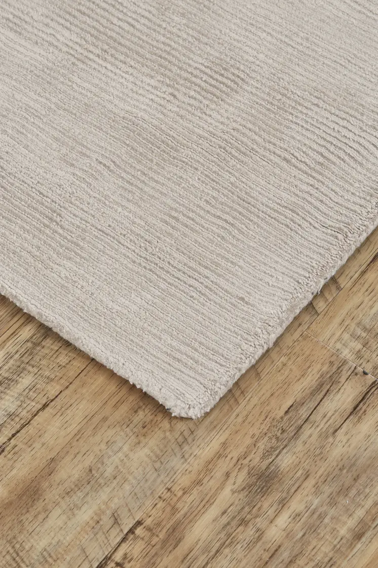 4' X 6' Ivory And Taupe Hand Woven Distressed Area Rug