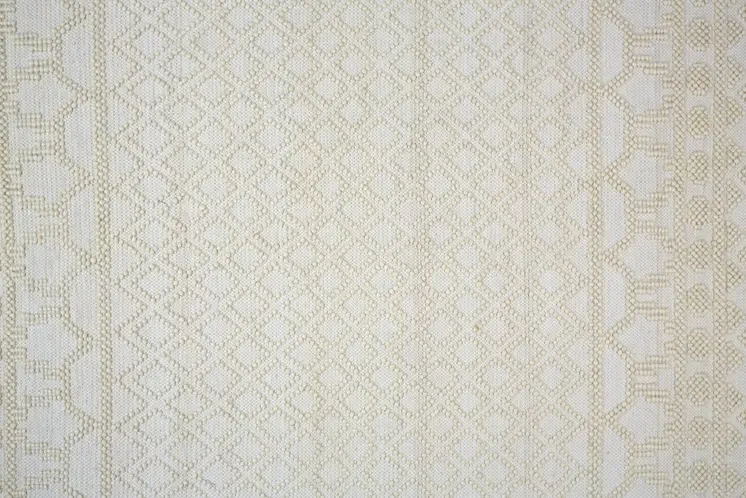 5' X 8' Ivory Wool Geometric Hand Woven Area Rug With Fringe