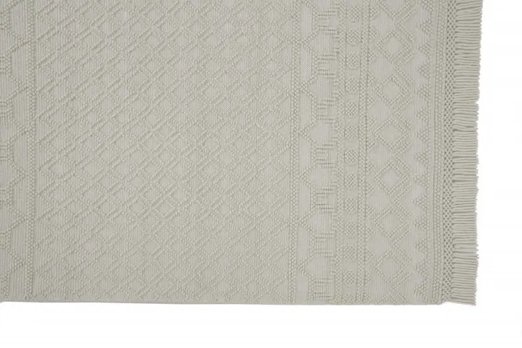 5' X 8' Ivory Wool Geometric Hand Woven Area Rug With Fringe