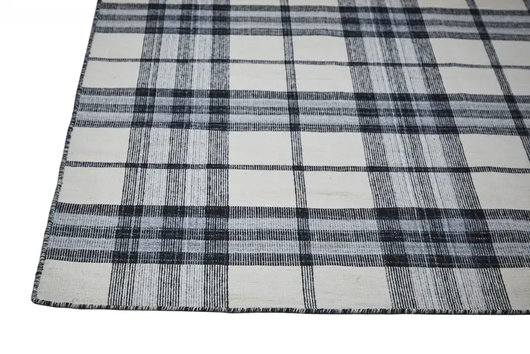 8' X 10' Ivory Blue And Black Abstract Hand Woven Stain Resistant Area Rug
