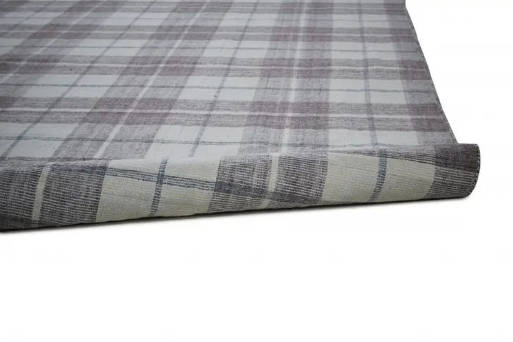 4' X 6' Gray Taupe And Ivory Abstract Hand Woven Stain Resistant Area Rug