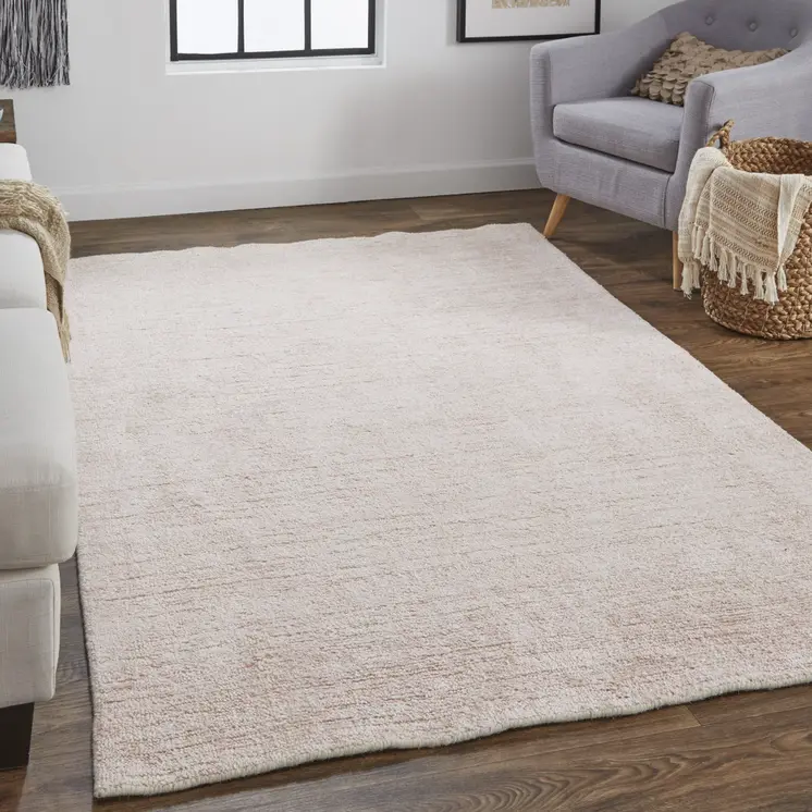 5' X 8' Pink and Ivory Hand Woven Area Rug