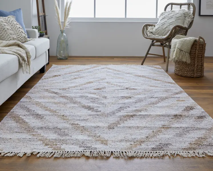 4' X 6' Gray and Ivory Geometric Hand Woven Area Rug With Fringe