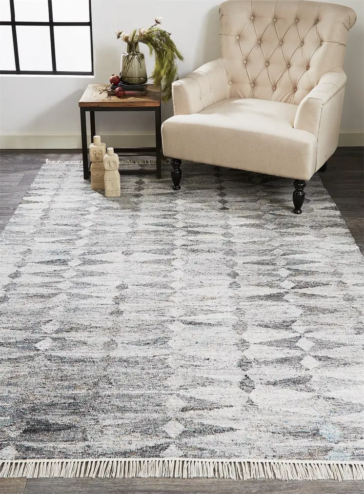 5' X 8' Gray Geometric Hand Woven Area Rug With Fringe