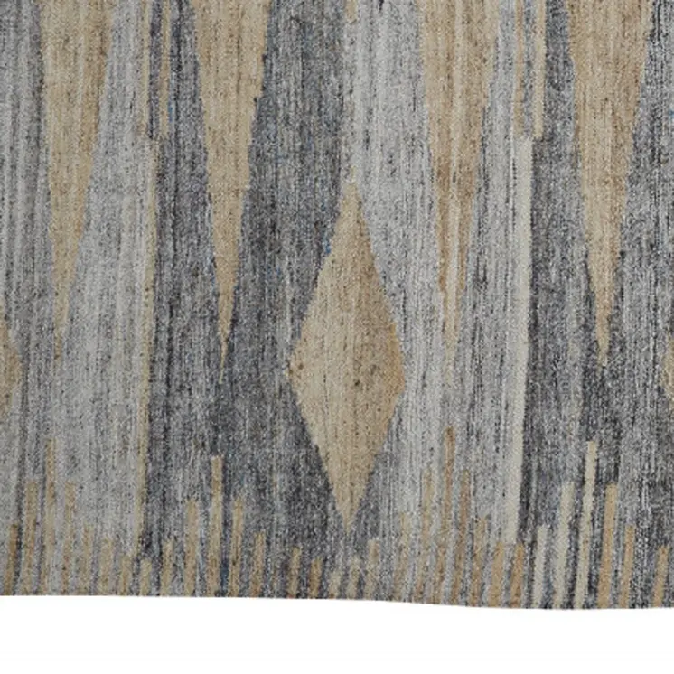 4' X 6' Gray Tan And Silver Abstract Hand Woven Stain Resistant Area Rug With Fringe