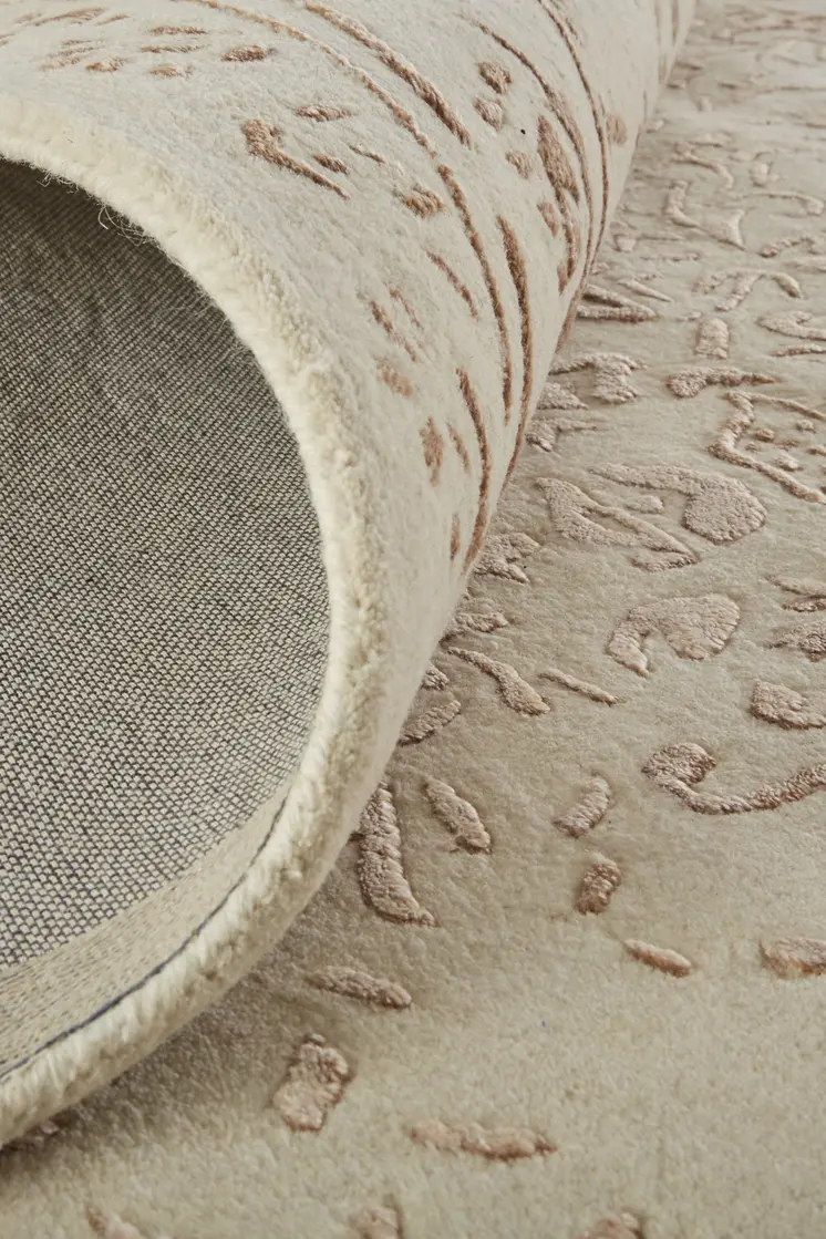 9' X 12' Ivory Tan And Pink Wool Floral Tufted Handmade Distressed Area Rug