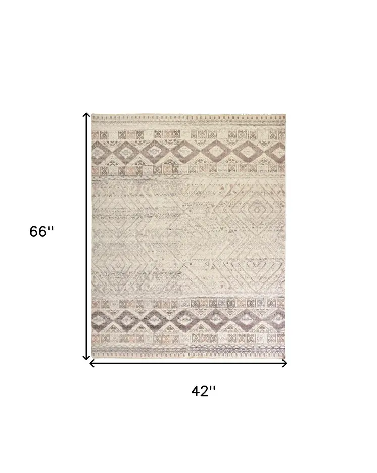 4' X 6' Gray Ivory And Pink Geometric Hand Knotted Area Rug