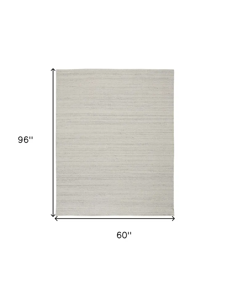 5' X 8' Ivory And Gray Wool Hand Woven Stain Resistant Area Rug