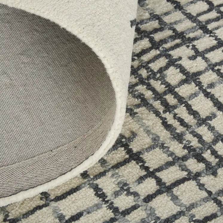 4' X 6' Ivory Gray And Black Wool Plaid Tufted Handmade Stain Resistant Area Rug