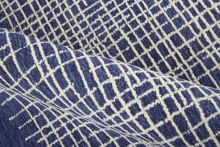 8' X 10' Blue and Ivory Wool Plaid Hand Tufted Area Rug