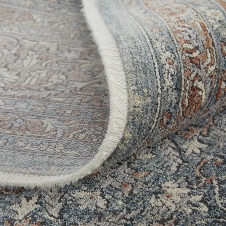 2' X 3' Blue and Beige Floral Power Loom Area Rug