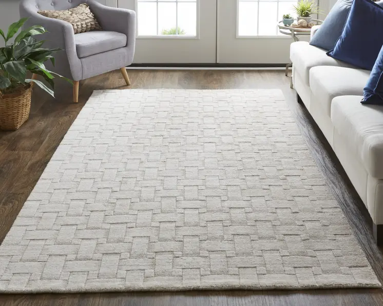 5' X 8' Ivory Striped Hand Woven Area Rug