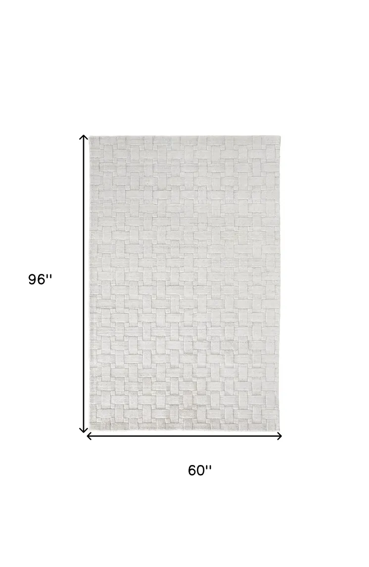 5' X 8' White And Silver Striped Hand Woven Area Rug