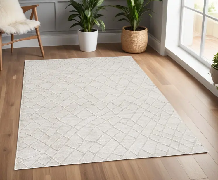 4' X 6' Gray and Ivory Striped Hand Woven Area Rug