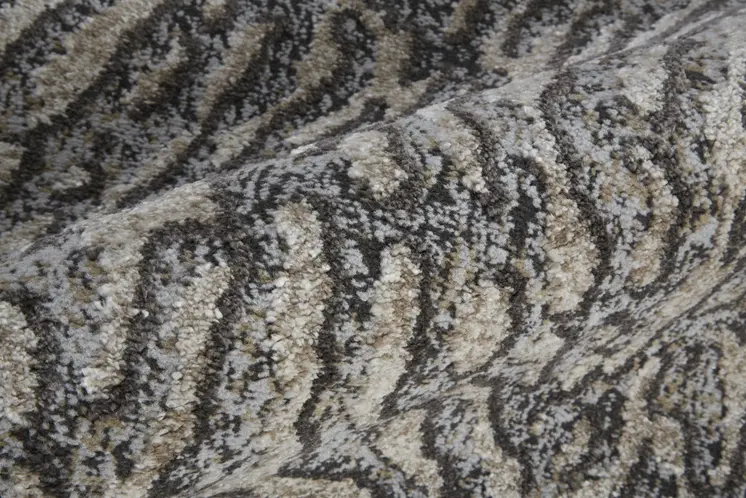 5' X 8' Gray and Ivory Abstract Power Loom Area Rug