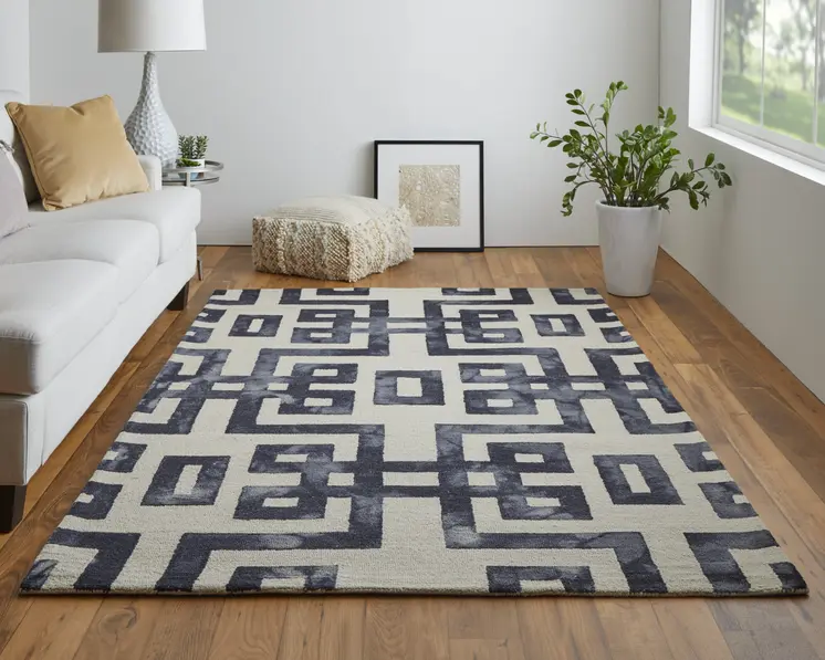 8' X 11' Ivory And Black Wool Tufted Handmade Area Rug