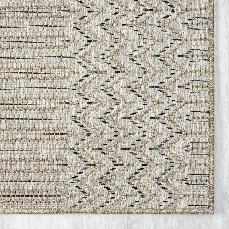5' X 7' Gray Chevron Handmade Indoor Outdoor Area Rug