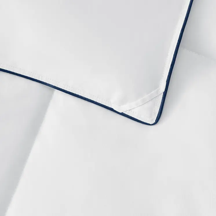 White King Washable Feather And Down Blend Comforter
