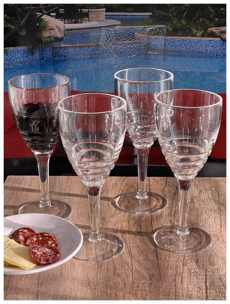 Set of Four Clear Swirl Acrylic Stemmed All Purpose Wine Glass