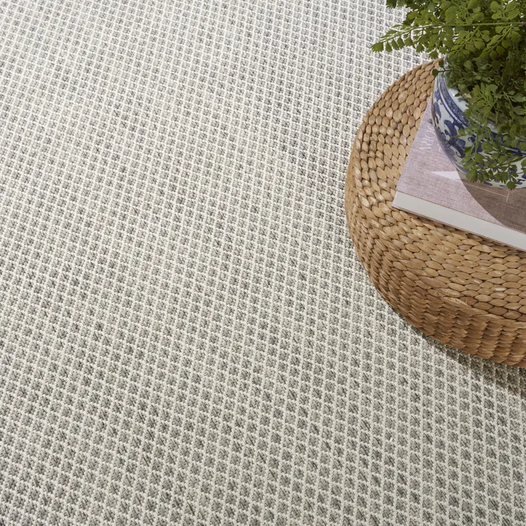 10' X 14' Ivory And Silver Indoor Outdoor Area Rug