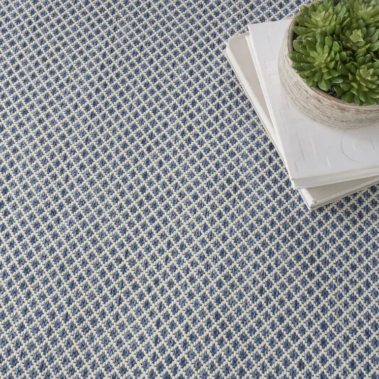 8' Blue and Ivory Indoor Outdoor Area Rug