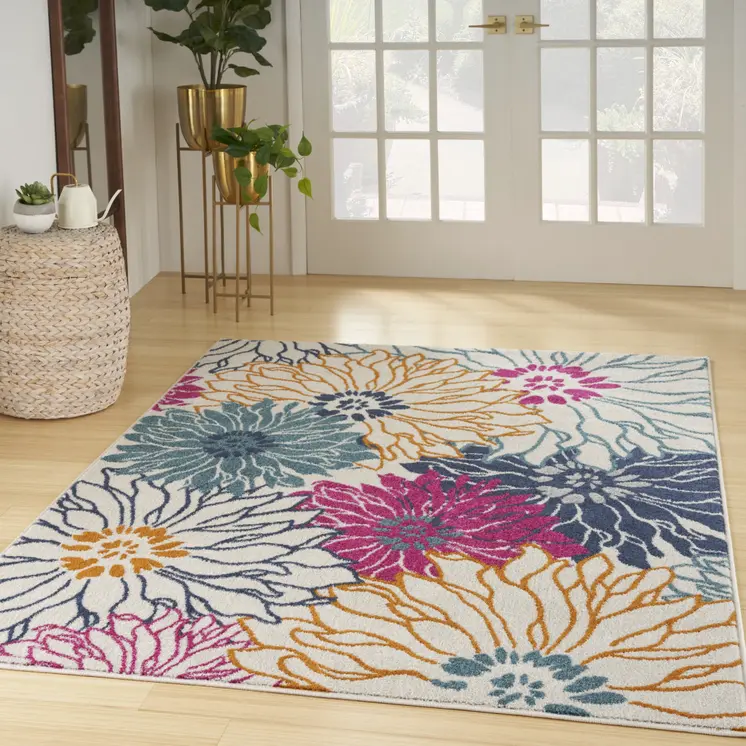 5' X 7' Cream Floral Power Loom Area Rug