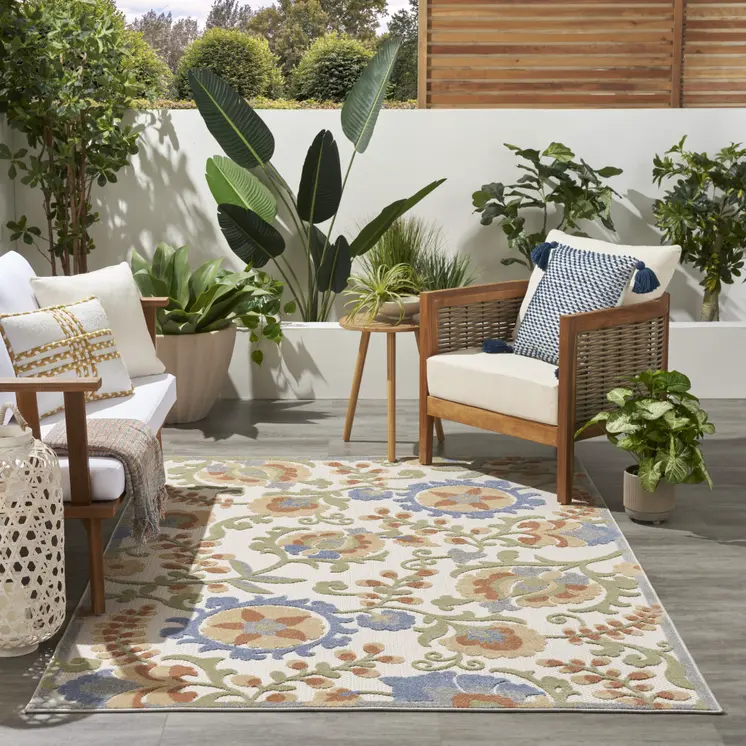 5' X 7' Ivory And Blue Indoor Outdoor Area Rug