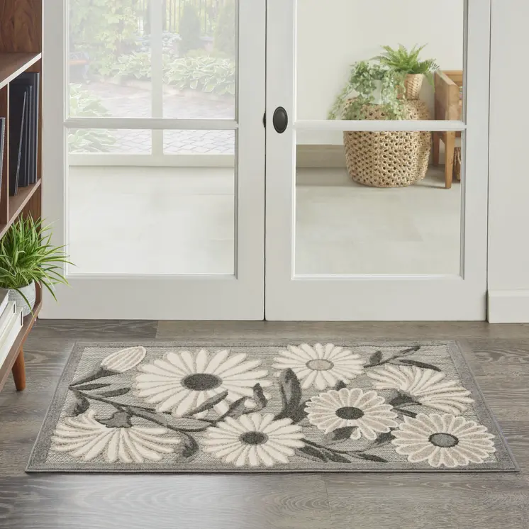 3' X 4' Beige Floral Indoor Outdoor Area Rug