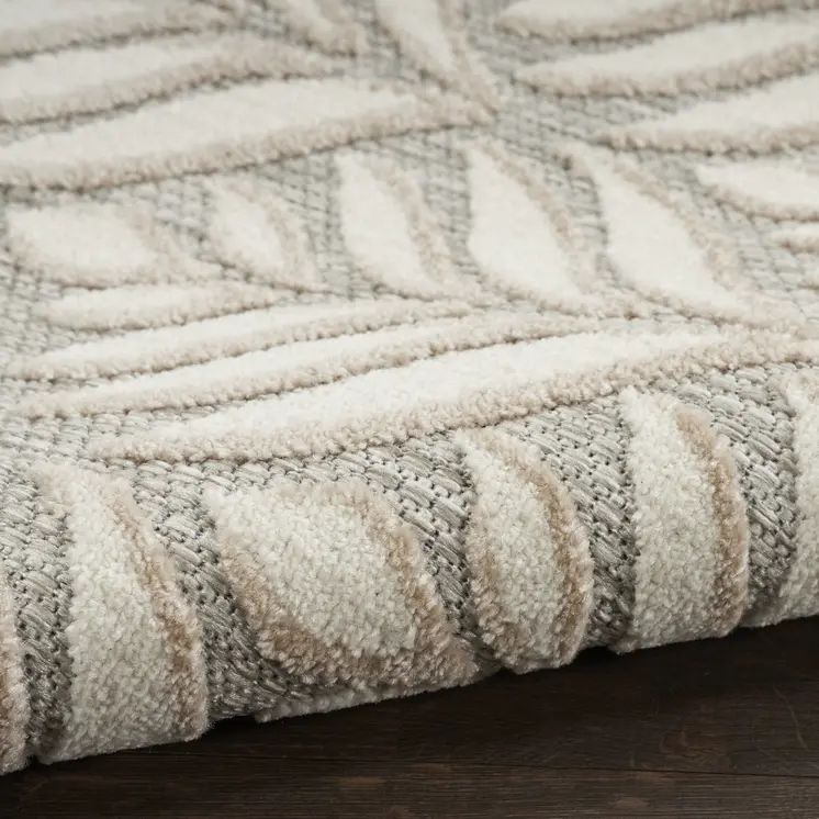 8' Gray and Ivory Round Floral Indoor Outdoor Area Rug