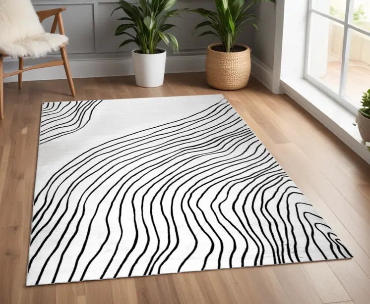 4' X 6' Black and White Abstract Area Rug