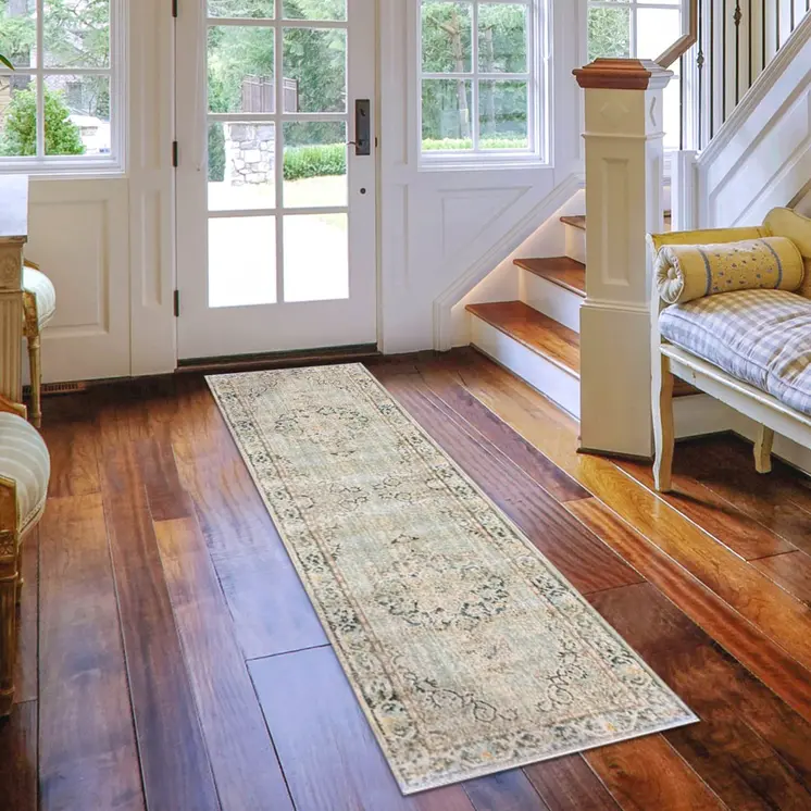 8' Green And Light Gray Medallion Runner Rug