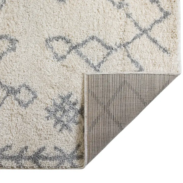 2' X 3' Gray and Ivory Geometric Shag Area Rug