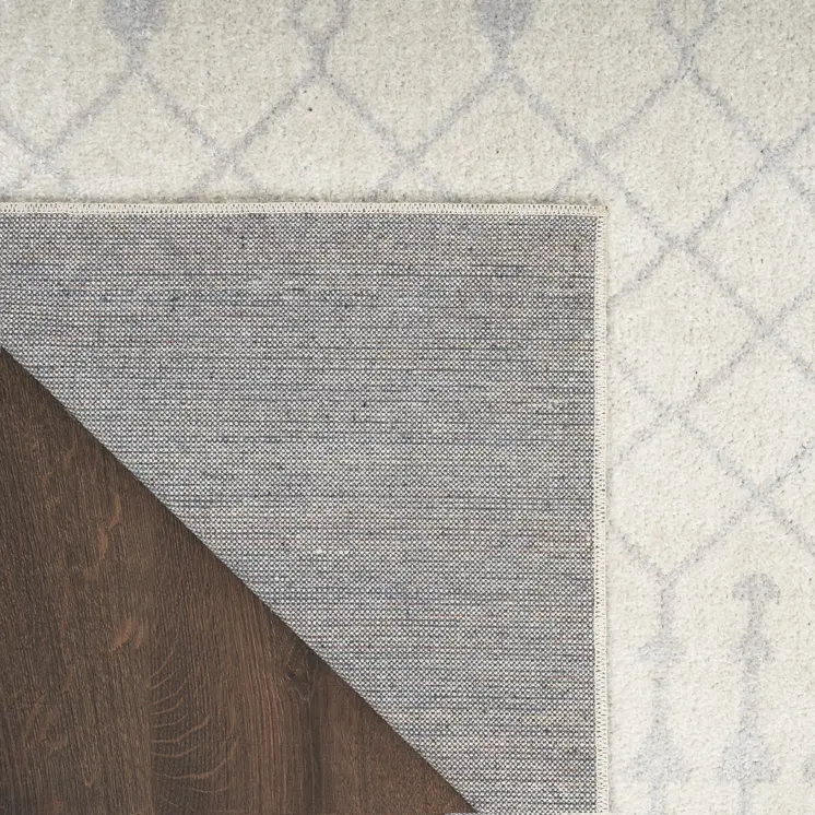 5' X 7' Gray And Ivory Moroccan Washable Area Rug