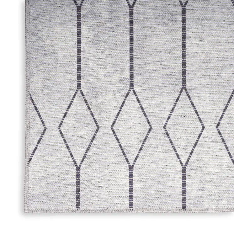 5' X 7' Gray and Ivory Geometric Power Loom Distressed Washable Area Rug