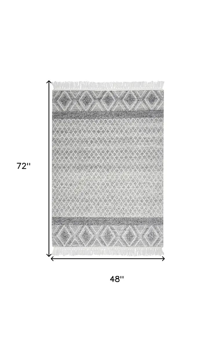 4' X 6' Gray and Ivory Geometric Hand Woven Area Rug With Fringe