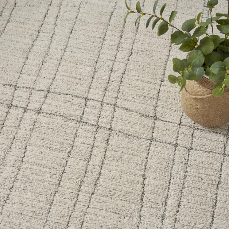 4' X 6' Gray and Ivory Abstract Power Loom Area Rug