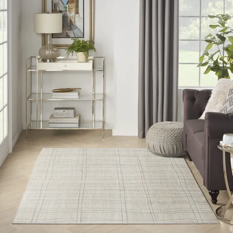 4' X 6' Gray and Ivory Abstract Power Loom Area Rug
