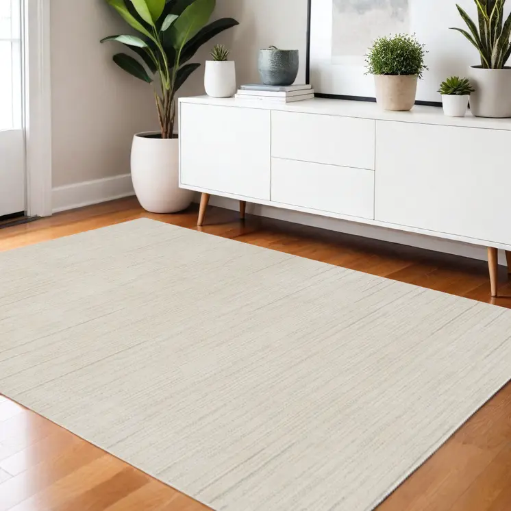 4' X 6' Gray And Ivory Abstract Area Rug
